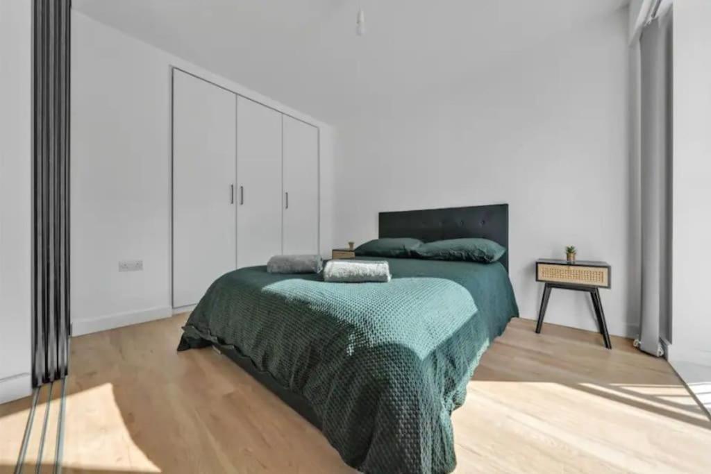 Deluxe 1 Bed In Colindale Wembley With Freewifitv Daire Londra Dış mekan fotoğraf
