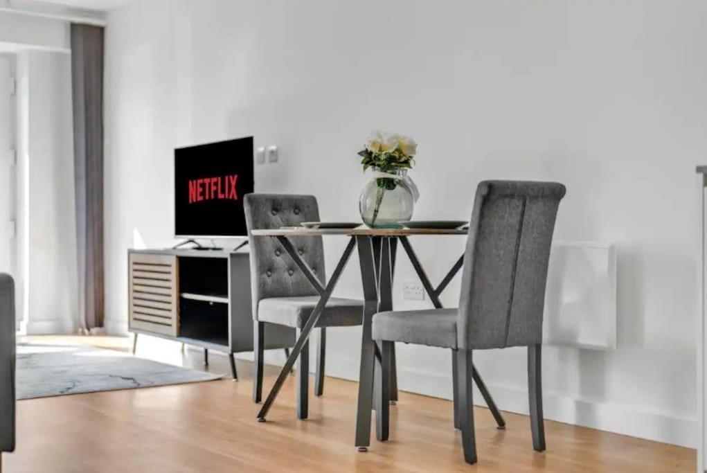 Deluxe 1 Bed In Colindale Wembley With Freewifitv Daire Londra Dış mekan fotoğraf
