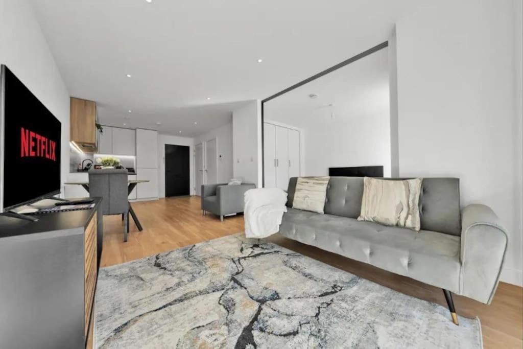 Deluxe 1 Bed In Colindale Wembley With Freewifitv Daire Londra Dış mekan fotoğraf